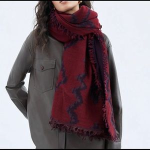 Aritzia - 100% Wool - Diamond Mosaic Reversible Scarf/Blanket - One Size